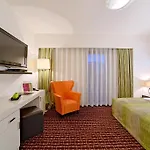 Hotel Cubix