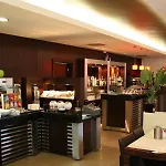 Hotel Cubix 4*
