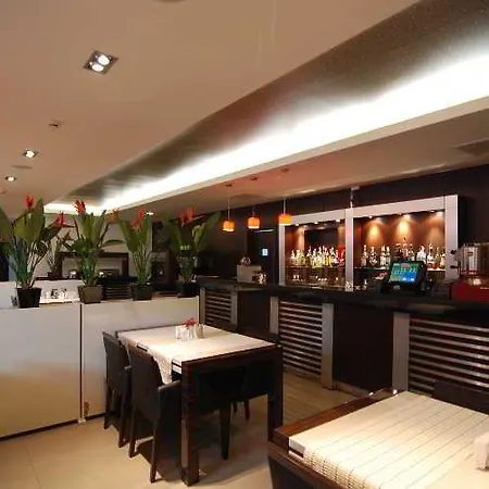 Szálloda Cubix Brassó