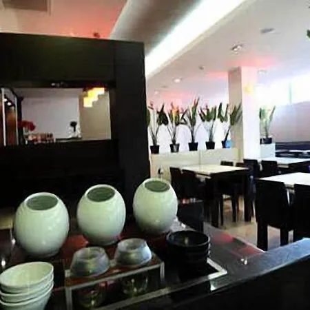 Cubix Hotel