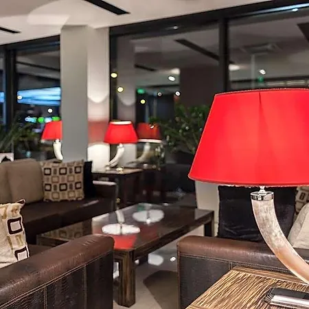 Hotel Cubix 4*