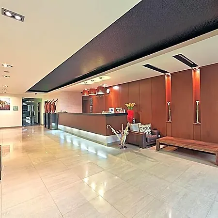Cubix Hotel 4*
