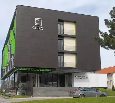 Szálloda Cubix Brassó